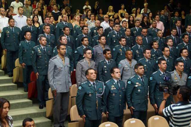  Pol&iacute;cia Militar e Corpo de Bombeiros formam 57 novos capit&atilde;es