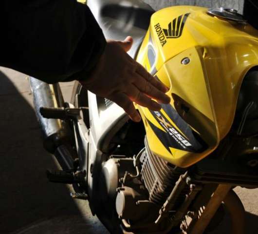 Moto usada em homic&iacute;dio durante a madrugada foi roubada uma hora antes   