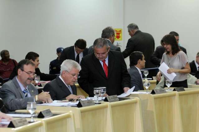 Secret&aacute;rios ser&atilde;o convocados para falar sobre representa&ccedil;&atilde;o de Bernal no MPE