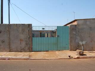 A casa onde Ana Carolina morava, no bairro Zé Pereira. (Foto: Simão Nogueira)