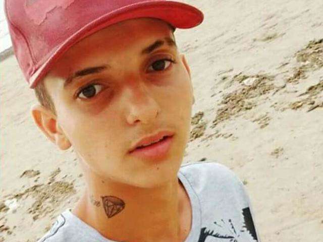 Suspeita &eacute; que jovem foi decapitado e carbonizado em acerto de contas