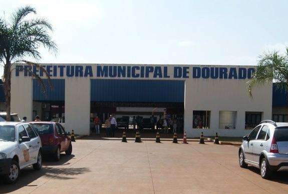 Prefeitura divulga edital para concurso com mais de 600 vagas
