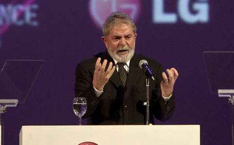 Ministério Público de SP pede prisão preventiva de Lula