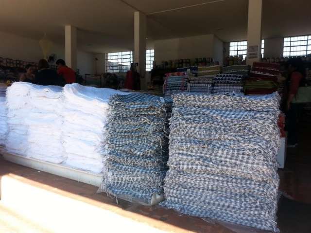 Sacaria inaugura nova unidade e j&aacute; come&ccedil;a venda de toalhas de Natal