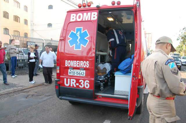  Ciclista fica gravemente ferido em acidente na Ernesto Geisel