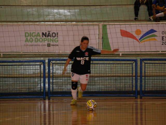  MS goleia ga&uacute;chas e v&atilde;o brigar pelo t&iacute;tulo no futsal feminino nas Olimp&iacute;adas