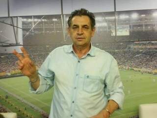 Coquinho, que jogou por três equipes sul-mato-grossenses, faleceu na madrugada desta sexta-feira enquanto dormia (Foto: Reprodução/Facebook)