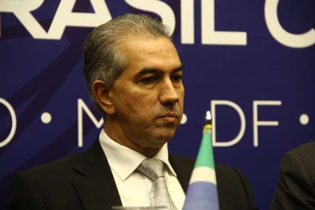 Governador decide reajuste no IPVA s&oacute; ap&oacute;s aprova&ccedil;&atilde;o de ajuste fiscal