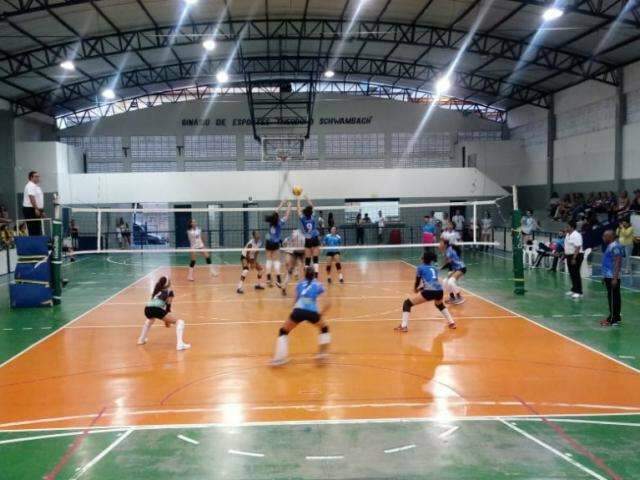 Equipe de MS estreia com vit&oacute;ria no Brasileiro de Sele&ccedil;&otilde;es Feminino de V&ocirc;lei