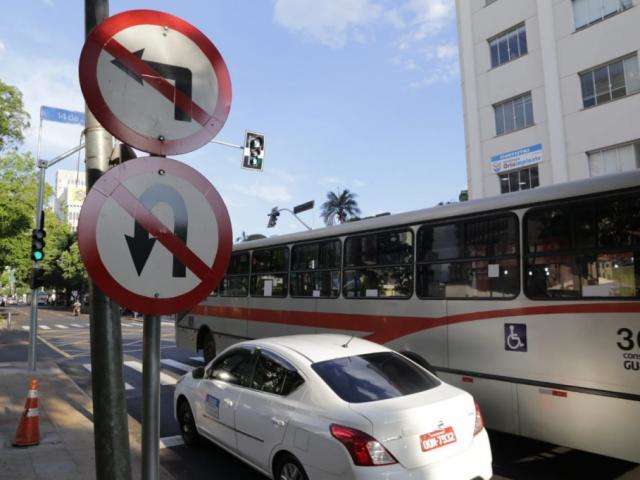 Convers&atilde;o em cruzamento da Afonso Pena com 14 de Julho est&aacute; proibida