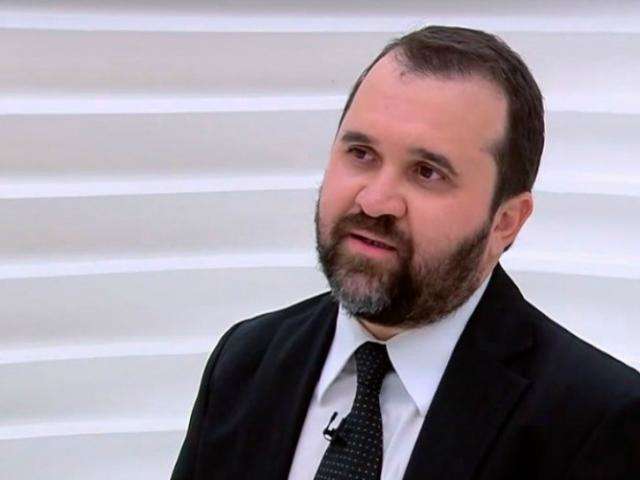 Jornalista premiado faz palestra sobre viol&ecirc;ncia contra &iacute;ndios na ditadura