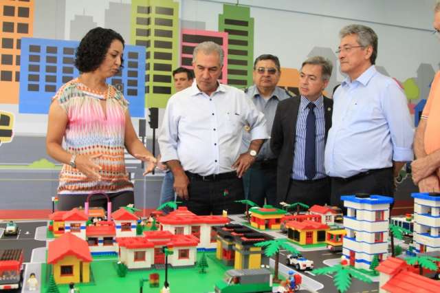 Licita&ccedil;&atilde;o para terminar obra do Aqu&aacute;rio sai em janeiro, anuncia governador