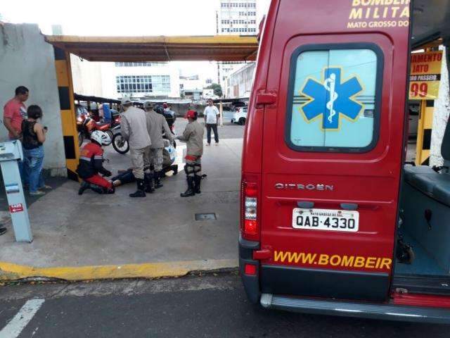 Ventania no Centro derruba port&atilde;o na cabe&ccedil;a de idosa que ia visitar amiga