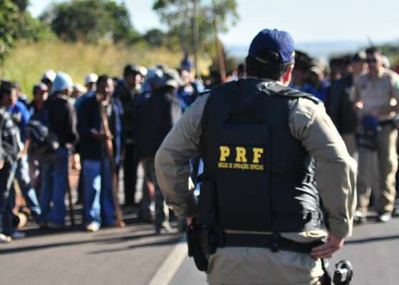 Liminar que mandava tirar &iacute;ndios de fazenda em Sidrol&acirc;ndia cai no TRF