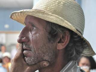 Lágrimas nos olhos dos militantes ao lembrarem de Egídio Brunetto. (Foto: João Garrigó)