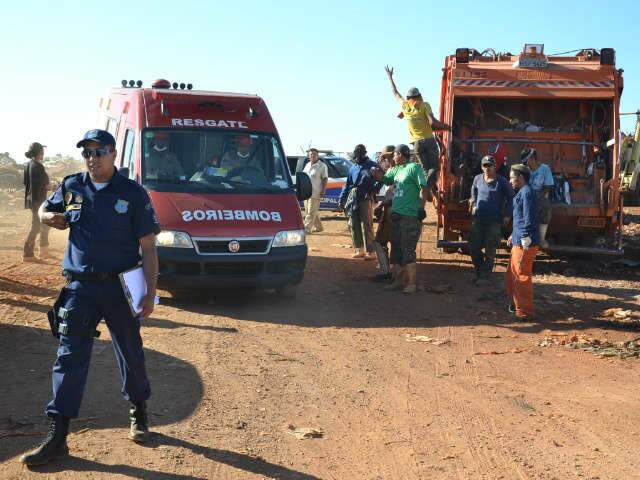  Catador &eacute; atropelado por caminh&atilde;o no lix&atilde;o de Campo Grande
