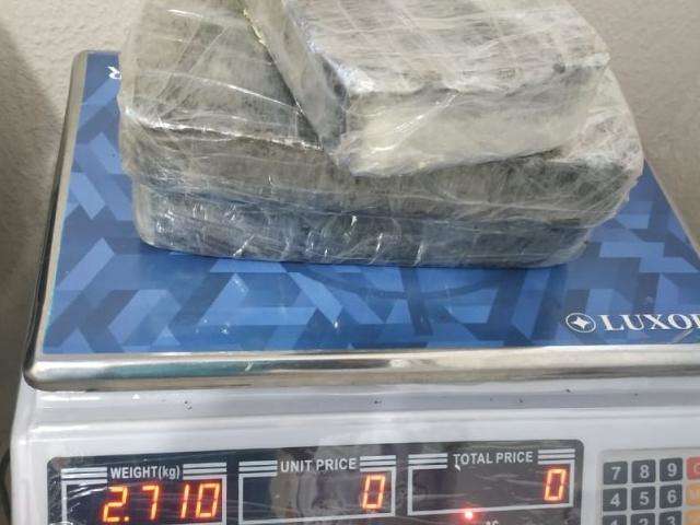 Motorista de aplicativo preso com droga diz que receberia R$ 45 mil pela entrega
