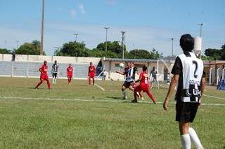 Operário disputou a Série A do Estadual em 2011 jogando nas Moreninhas (Foto: Arquivo/Simão Nogueira)
