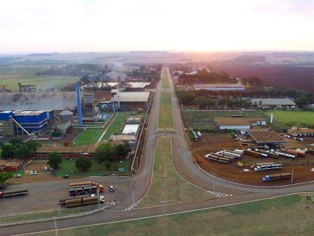 Reinaldo inaugura obra, entrega viaturas e lan&ccedil;a recapeamento amanh&atilde;