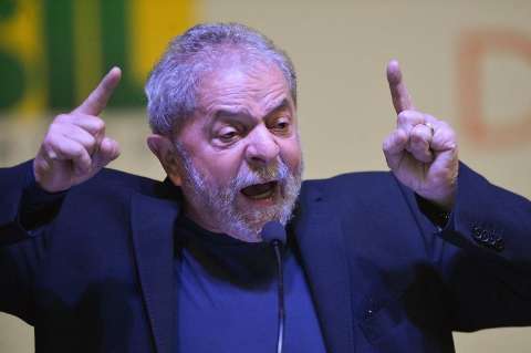 Em carta aberta, Lula fala em intimidade violentada e diz que espera justiça