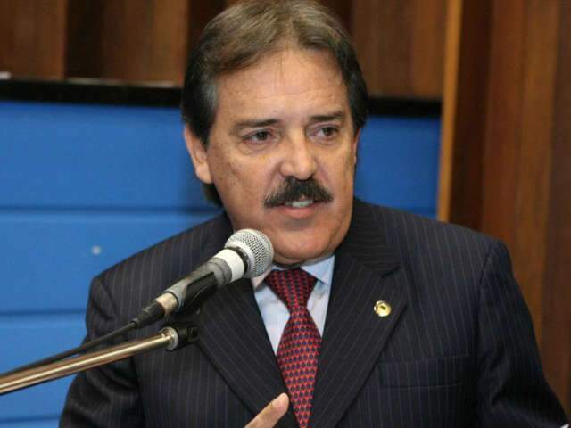  Deputados concordam com fim de 14&ordm; e 15&ordm;, mas reclamam de gastos