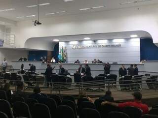 Sessão na Câmara Municipal de Campo Grande nesta manhã. (Foto: Danielle Valentim).