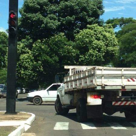 Leitores registram diversas infra&ccedil;&otilde;es todo os dias no tr&acirc;nsito da Capital