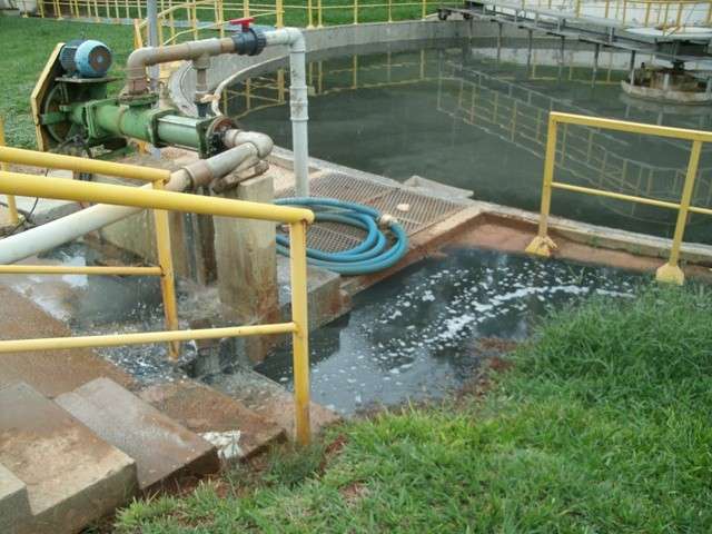 Frigor&iacute;fico &eacute; multado em R$ 50 mil pela PMA por causar polui&ccedil;&atilde;o 