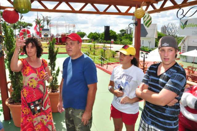  Cidade do Natal &eacute; alternativa de lucro para comerciantes no Parque das Na&ccedil;&otilde;es