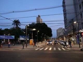 Rua 14 de julho, entre o trecho da Afonso pena e 15 de Novembro está sendo revitalizada (Foto: Paulo Francis)