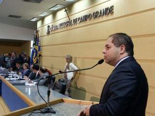 Mario Cesar  foi reeleito para presidência da Câmara Municipal por maioria (Foto: Kleber Clajus)