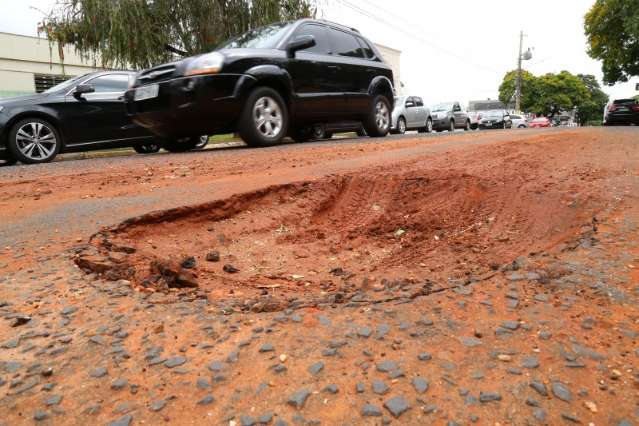 Prefeitura inicia amanh&atilde; tapa-buraco e vai destinar R$ 1,5 milh&atilde;o para o servi&ccedil;o