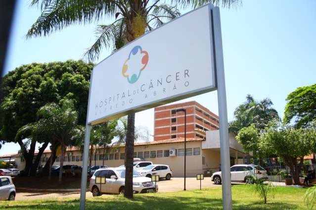 Justi&ccedil;a sequestra R$ 51,3 milh&otilde;es dos envolvidos na &ldquo;M&aacute;fia do C&acirc;ncer&rdquo;