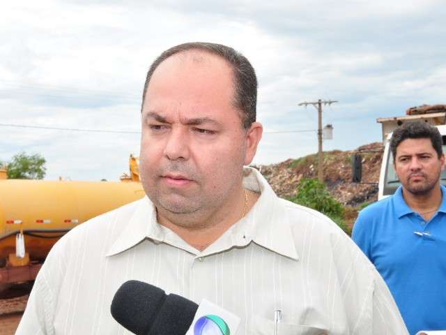 Empresa afirma que catadores v&atilde;o ser organizados para separar lixo