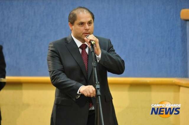Mario desiste de Assembleia para continuar na presid&ecirc;ncia da C&acirc;mara