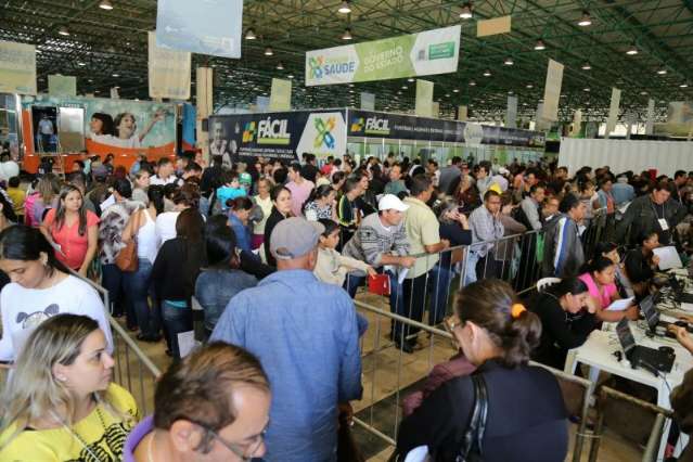 Caravana j&aacute; fez 29 mil cirurgias e revela que fila era maior que o previsto