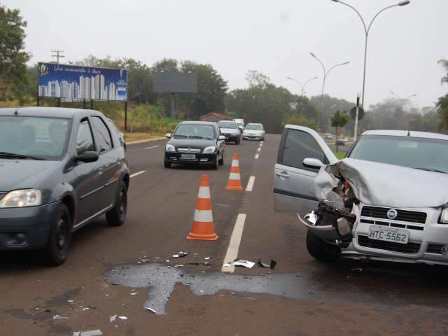  Via Parque registra dois acidentes em 20 minutos nesta segunda-feira