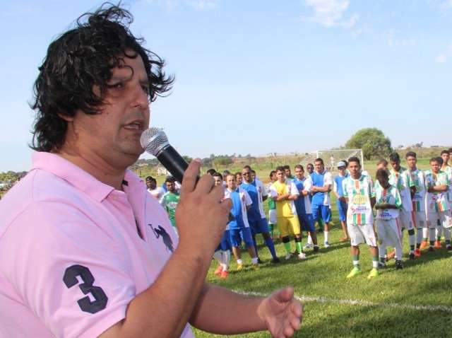 Afastamento de secret&aacute;ria prejudica servi&ccedil;os de sa&uacute;de, reclama prefeito