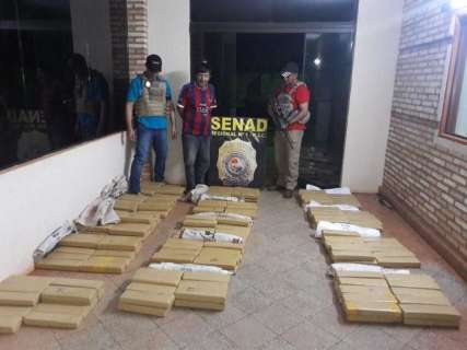  Preso enquanto esperava compradores para 266 kg de maconha