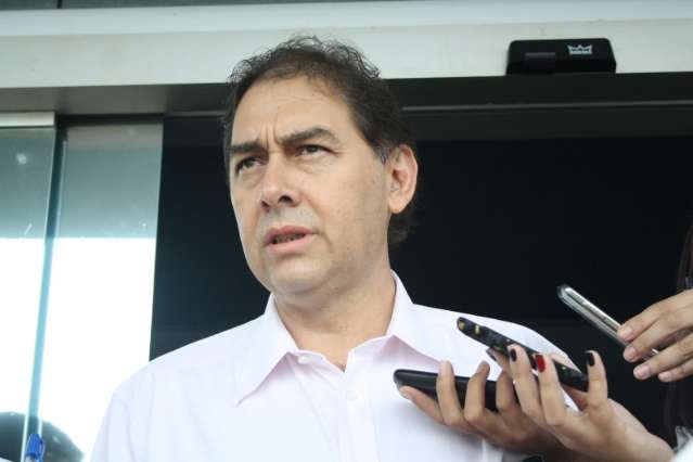 Ap&oacute;s den&uacute;ncia, MPE investiga Bernal por sigilo na verba da publicidade