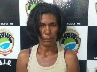 Mulher &eacute; presa por matar namorado e fazer fogueira com o corpo dele