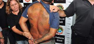 Robson foi reconhecido pelas tatuagens que tem no corpo. (Foto João Garrigó).