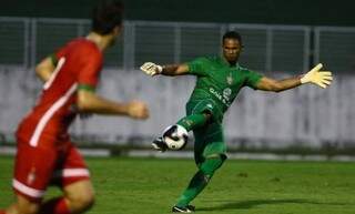 Bruno atua pelo Boa na Segundona Mineira, no primeiro semestre: goleiro volta a trabalhar com futebol (Foto: Boa Esporte)