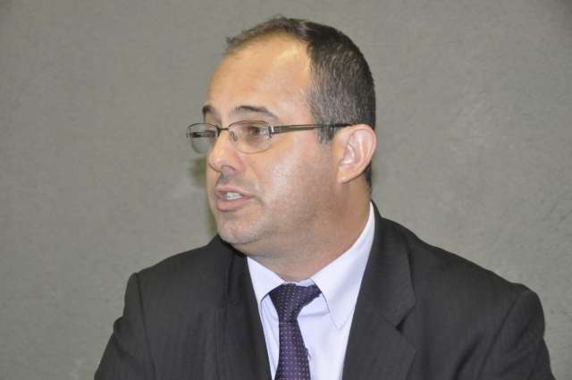 Delegado imp&otilde;e fian&ccedil;a de 3,9 mil por desacato: &quot;n&atilde;o pode ficar impune&quot;, diz