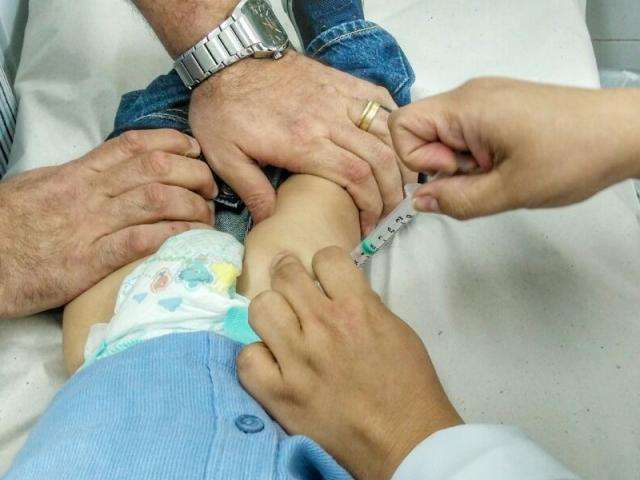 A uma semana do fim da campanha, 93 mil n&atilde;o se vacinaram contra gripe