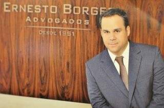Ernesto Borges Neto aparece em segundo lugar nacional dentre os que atuam na área de Seguros, e em terceiro entre os que militam no Cível.
