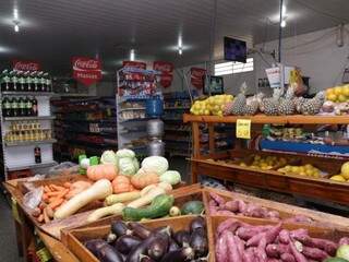 Batata, feijão carioquinha e tomate registraram quedas no preço entre agosto e setembro (Foto: Kísie Ainoã/Arquivo)
