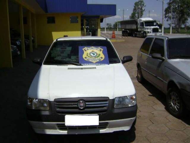  PRF apreende tr&ecirc;s mil pacotes de cigarros na BR 267 em Bataguassu