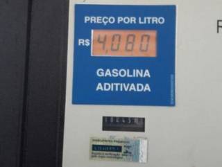 Em Corumbá o preço do combustível também está mais caro. (Foto: Direto das Ruas)