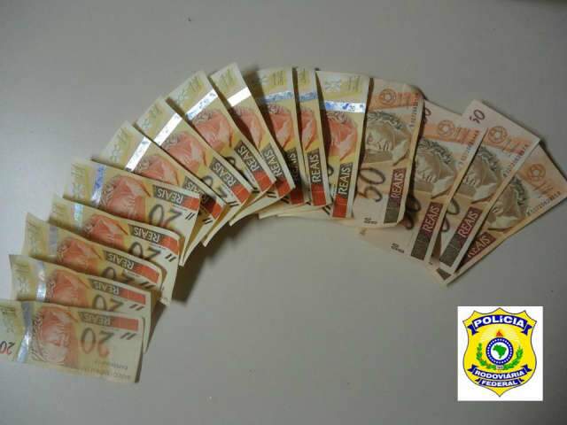  Morador de Mato Grosso &eacute; preso com 16 notas falsas em Coxim